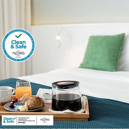 Ilha Hostel & Suites Понта Делгада Екстериор снимка