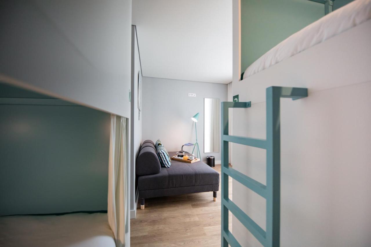 Ilha Hostel & Suites Понта Делгада Екстериор снимка