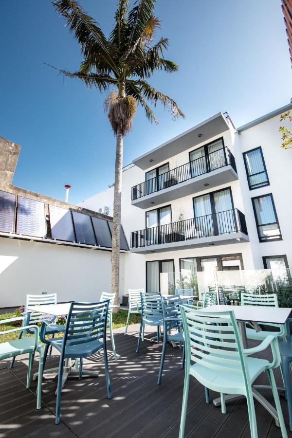 Ilha Hostel & Suites Понта Делгада Екстериор снимка