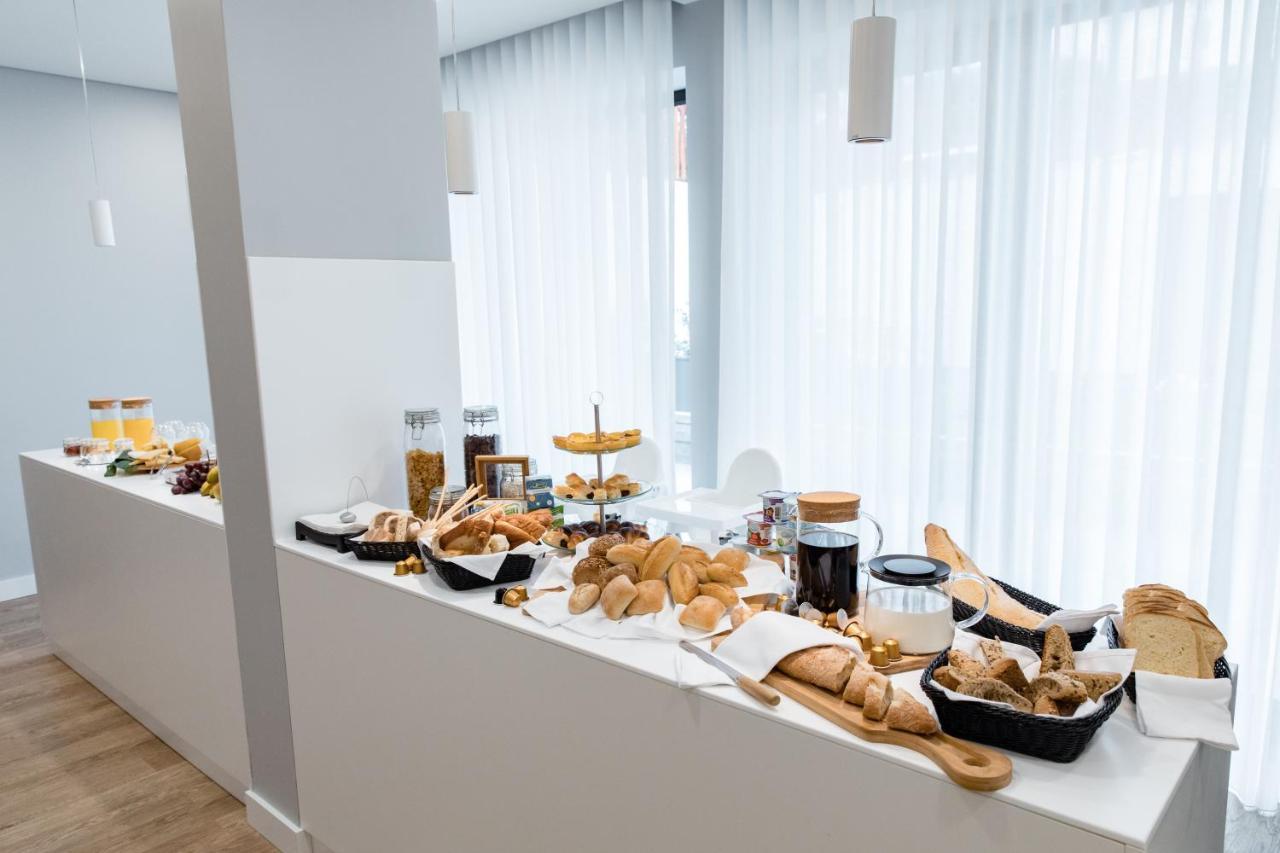 Ilha Hostel & Suites Понта Делгада Екстериор снимка