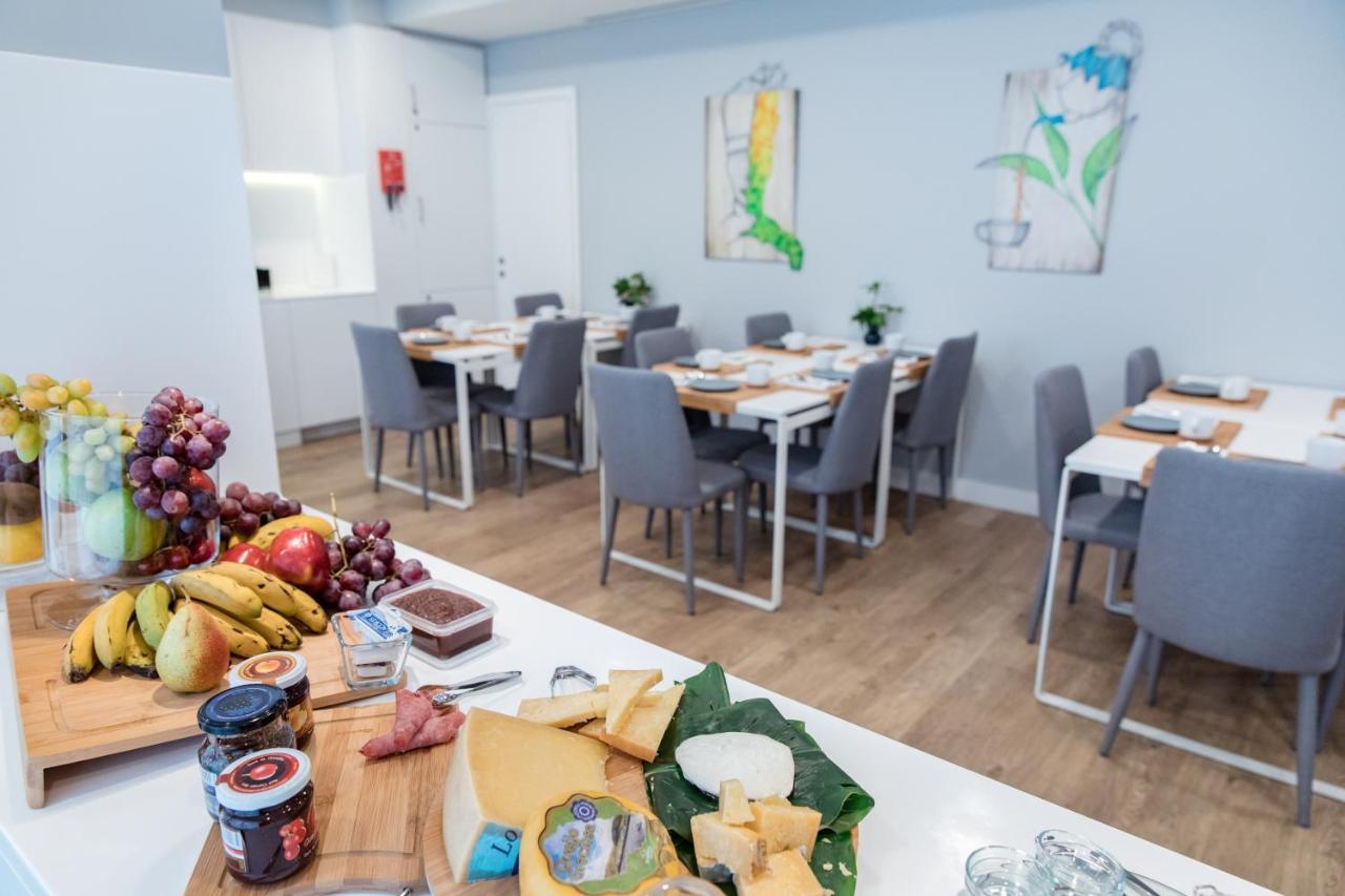 Ilha Hostel & Suites Понта Делгада Екстериор снимка