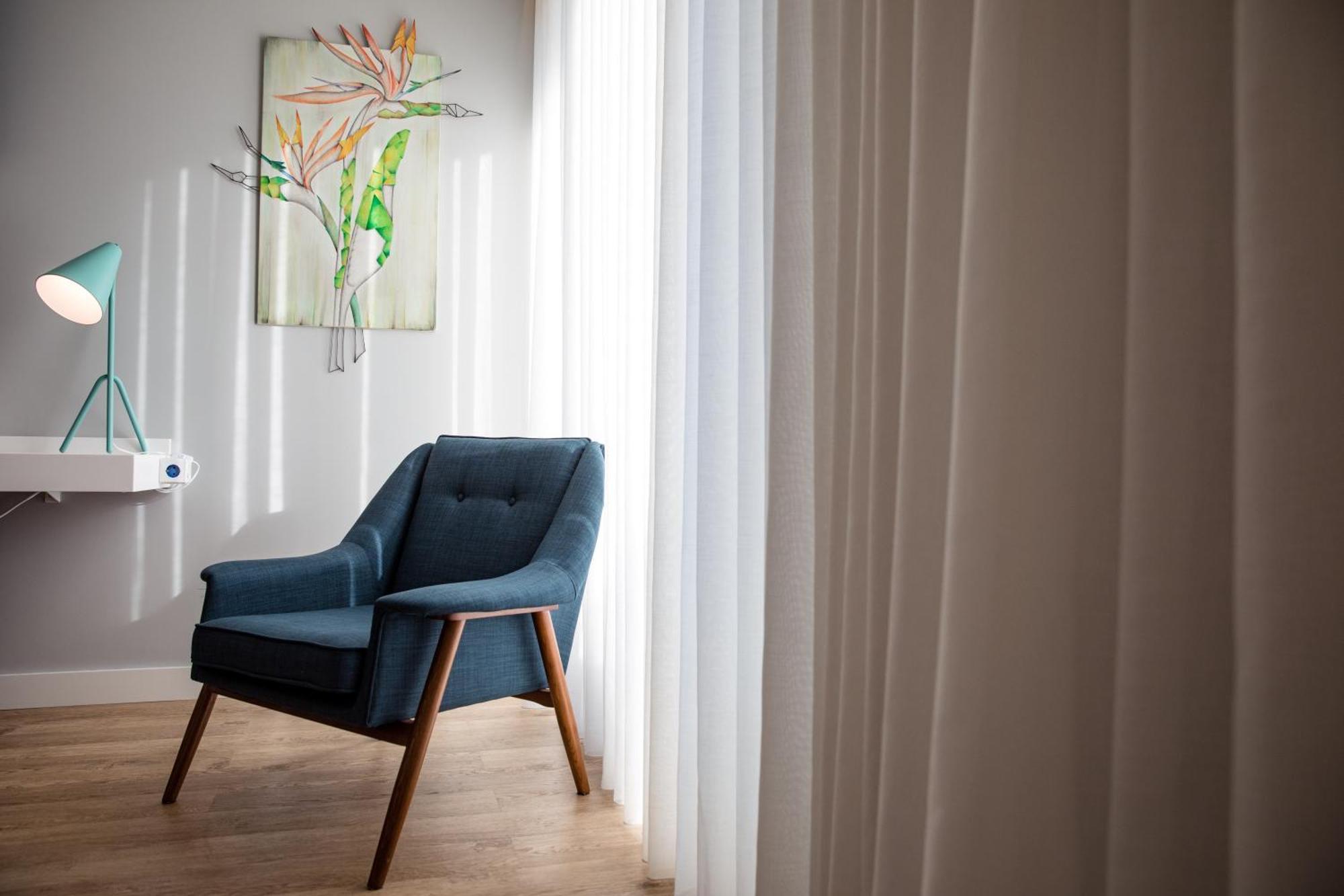 Ilha Hostel & Suites Понта Делгада Екстериор снимка