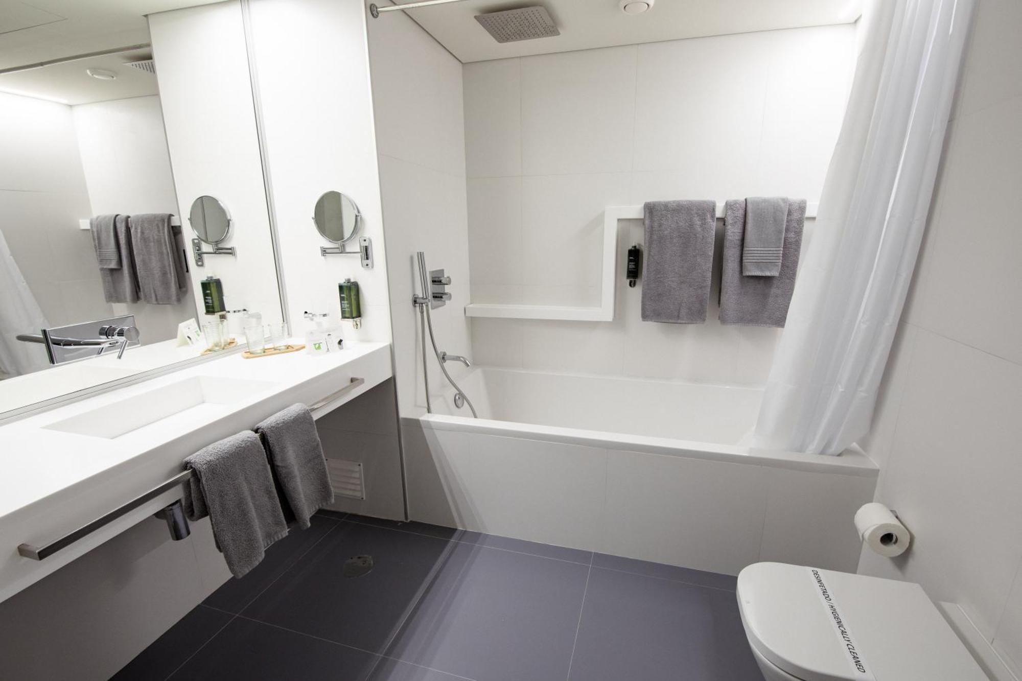 Ilha Hostel & Suites Понта Делгада Екстериор снимка
